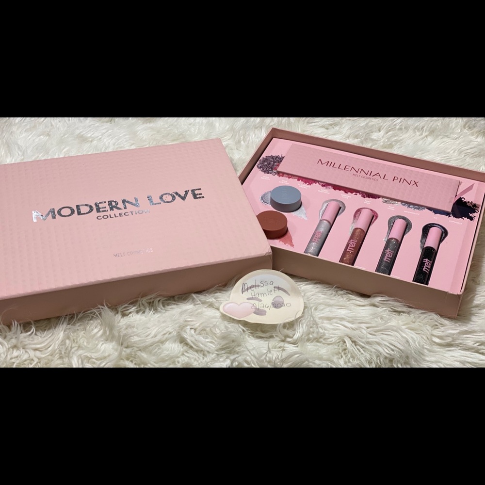MELT COSMETICS MODERN LOVE PR COLLECTION